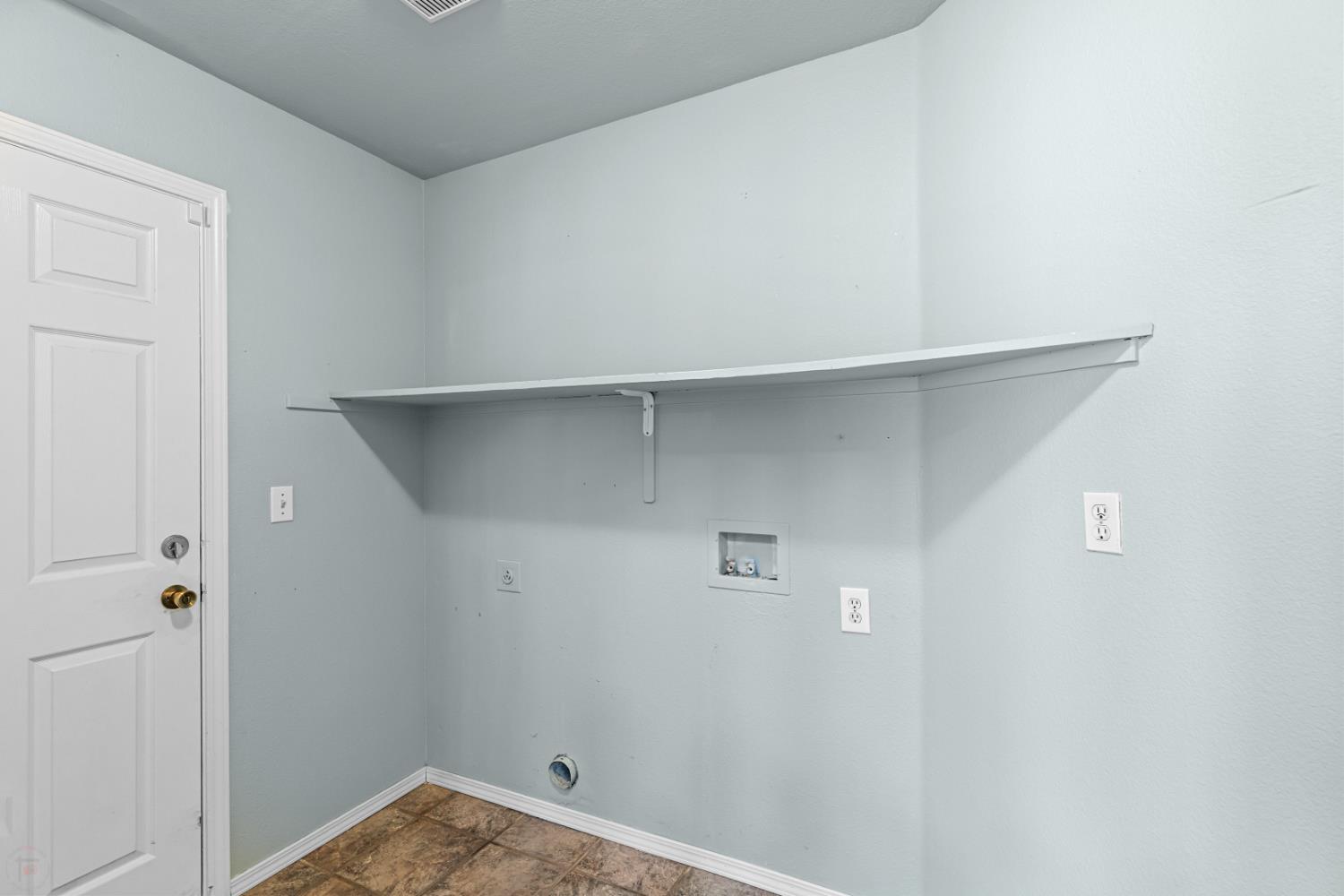 2151 LYDIA BRADLEY Street