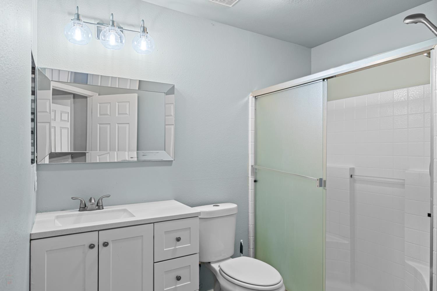 2151 LYDIA BRADLEY Street