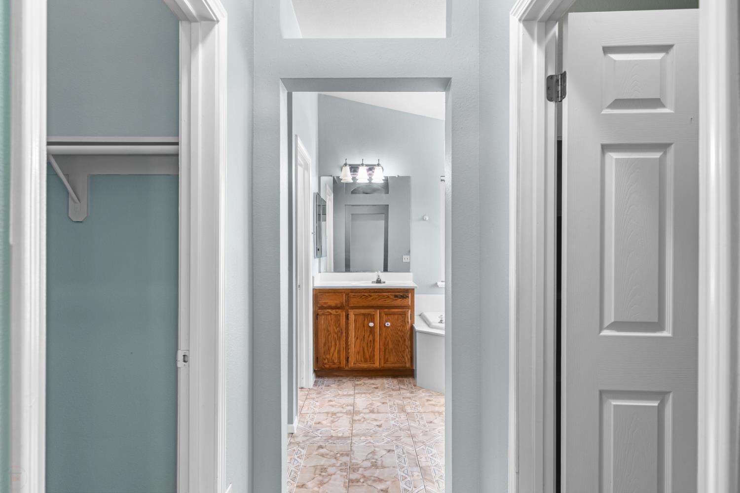 2151 LYDIA BRADLEY Street