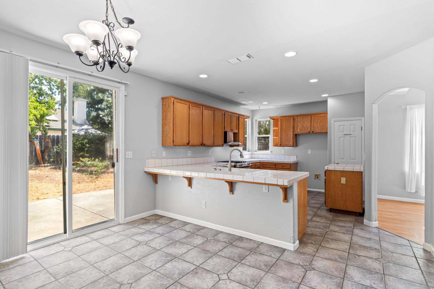 2151 LYDIA BRADLEY Street