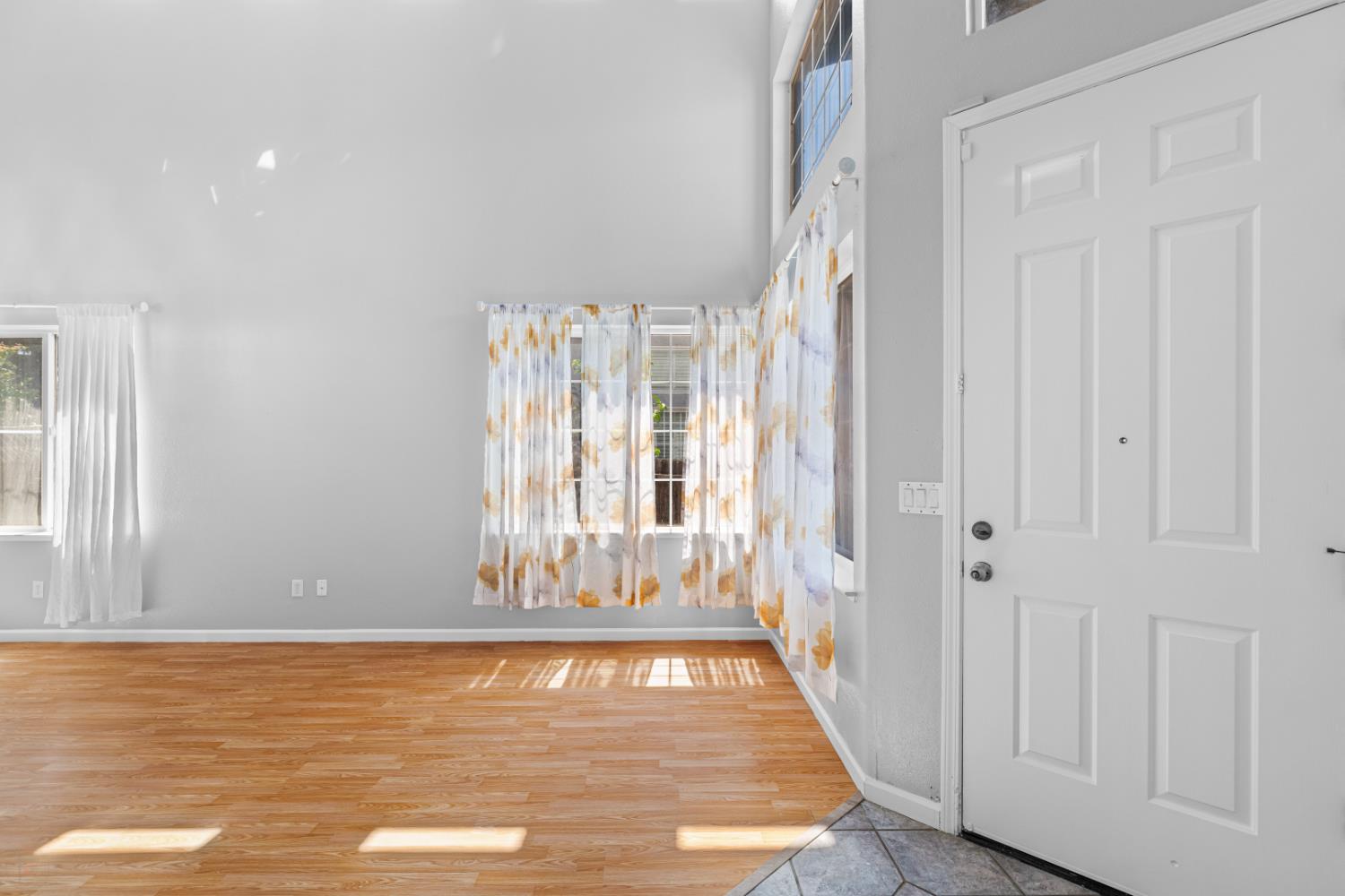 2151 LYDIA BRADLEY Street