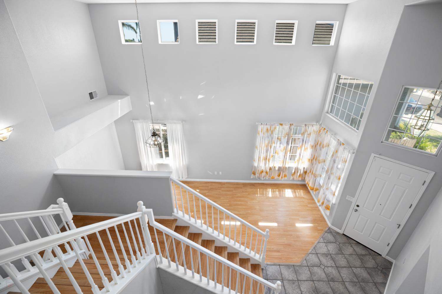 2151 LYDIA BRADLEY Street