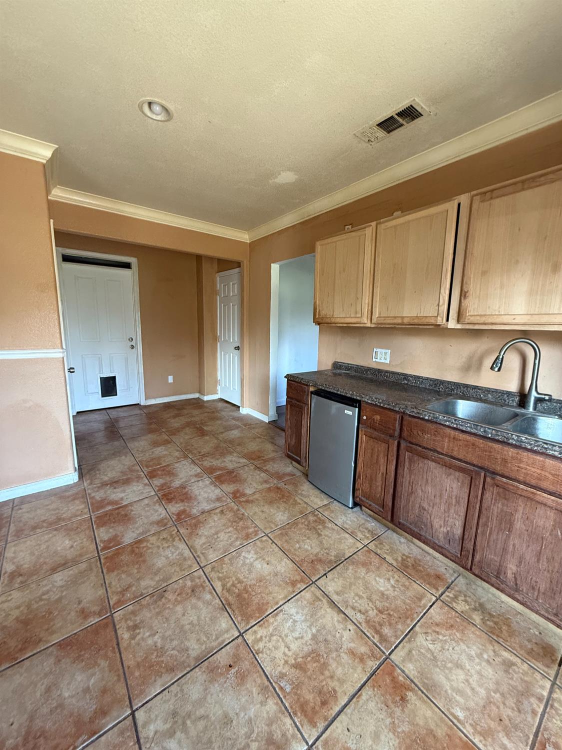 1824 California Avenue