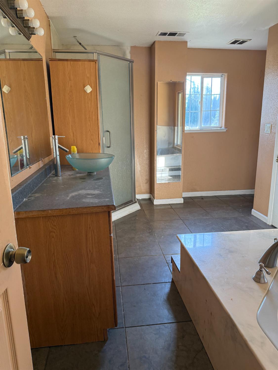 1824 California Avenue