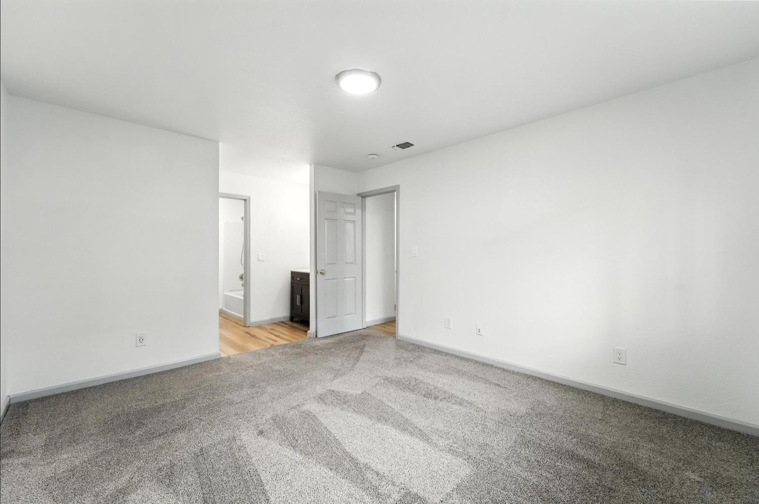 1148 Bleu Chapelle Court