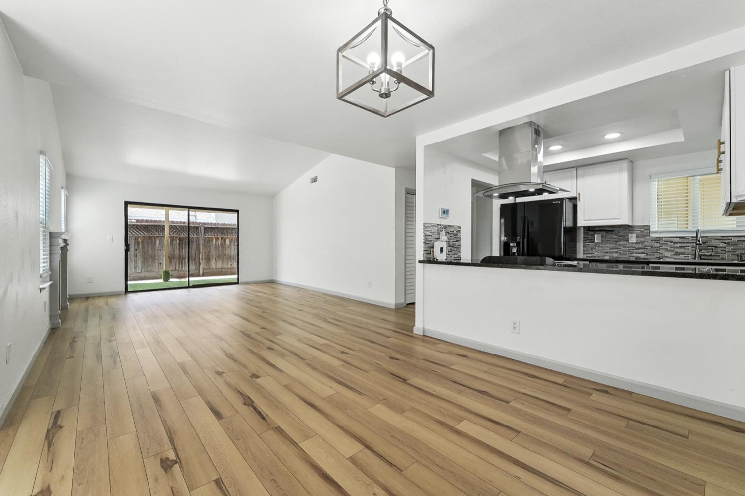 1148 Bleu Chapelle Court