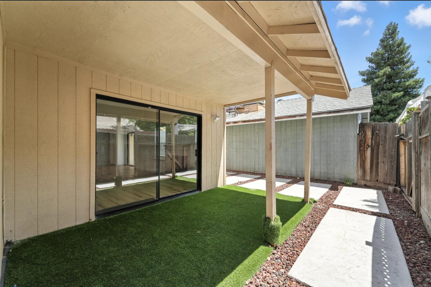 1148 Bleu Chapelle Court