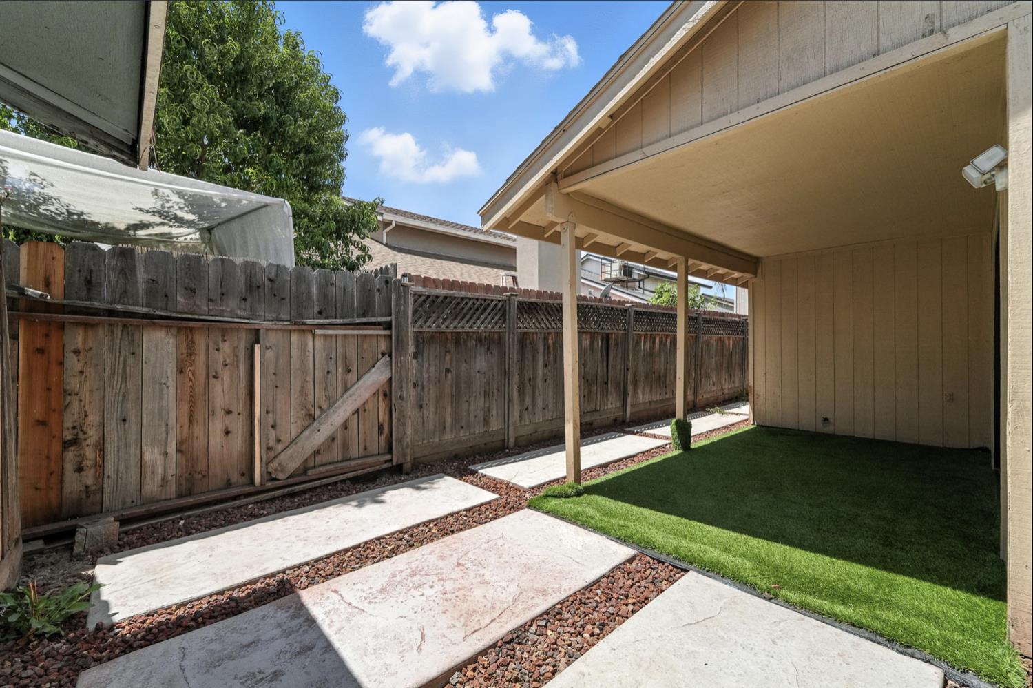 1148 Bleu Chapelle Court