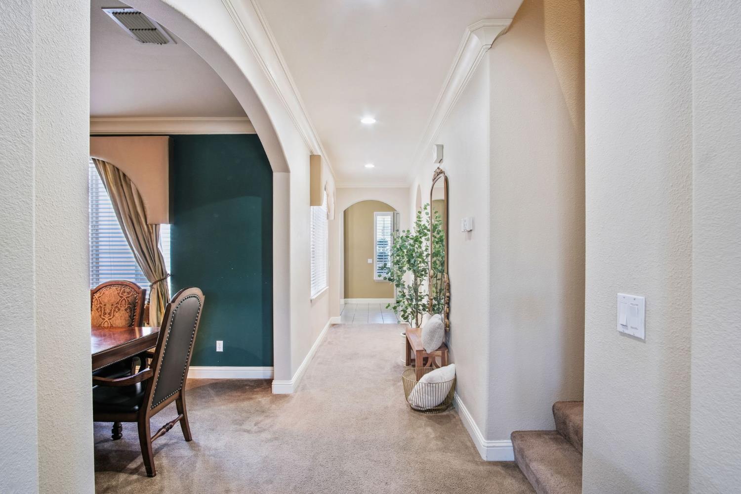 3880 Old Oak Drive