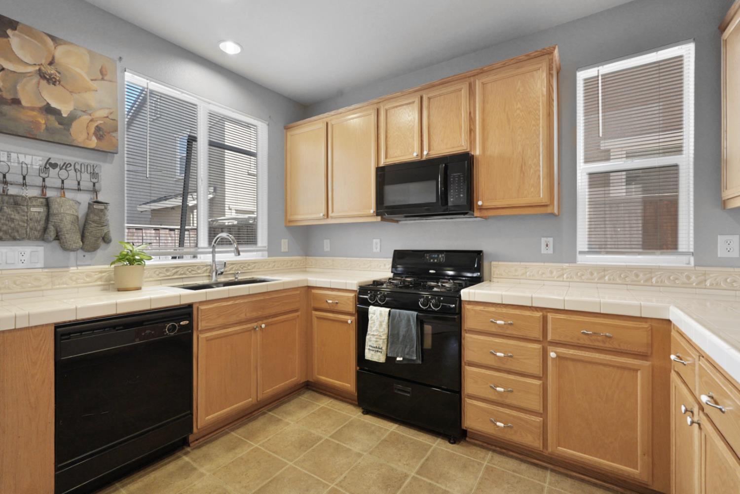 5305 Cottage Cove Drive