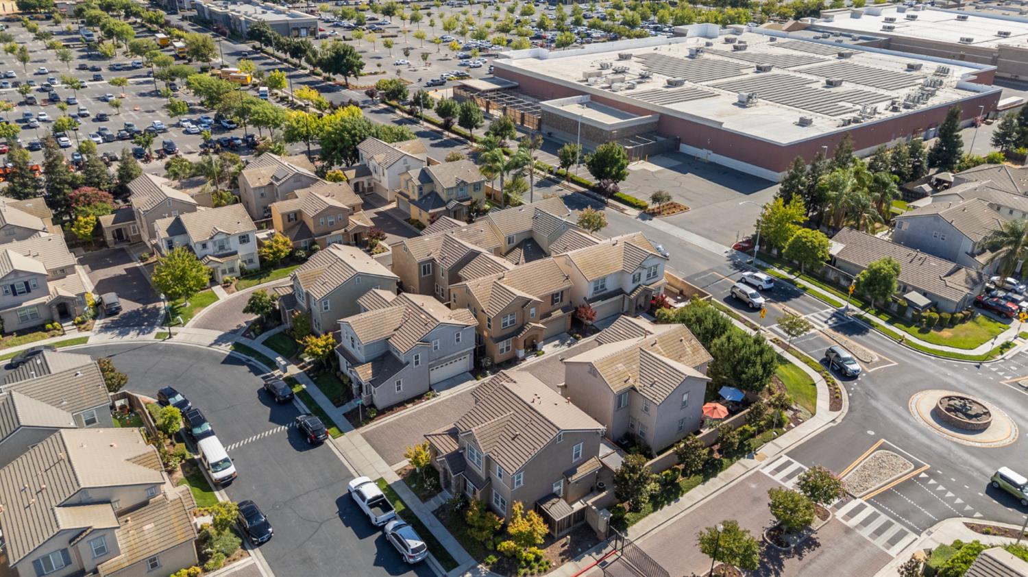 5305 Cottage Cove Drive