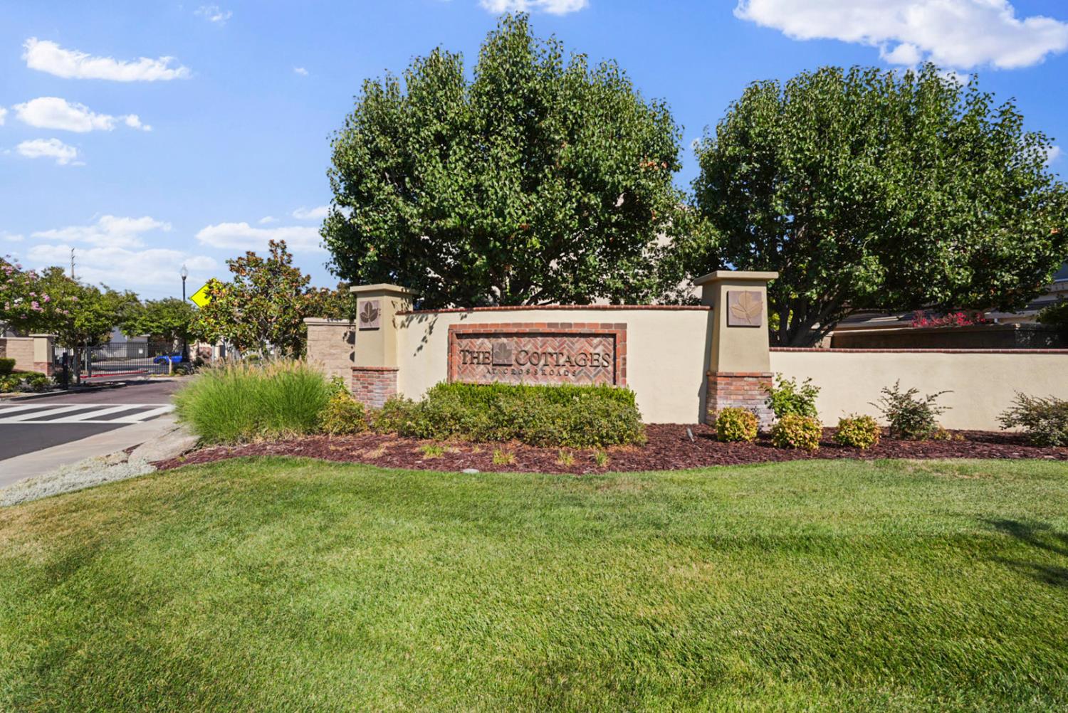 5305 Cottage Cove Drive