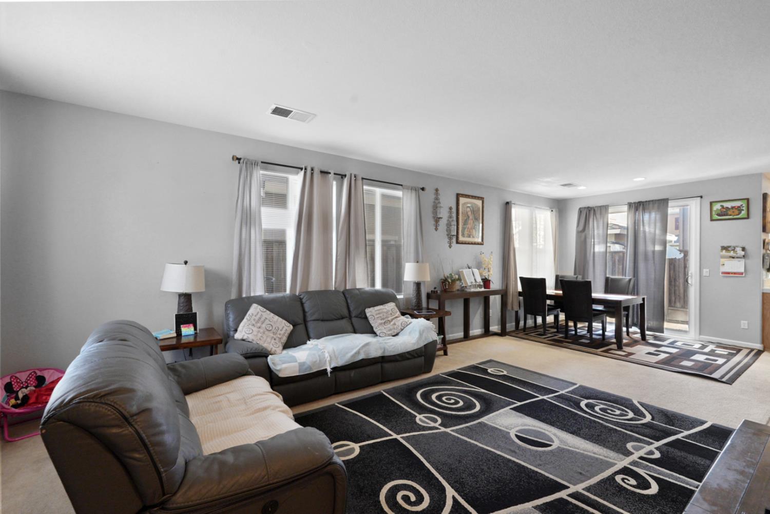 5305 Cottage Cove Drive