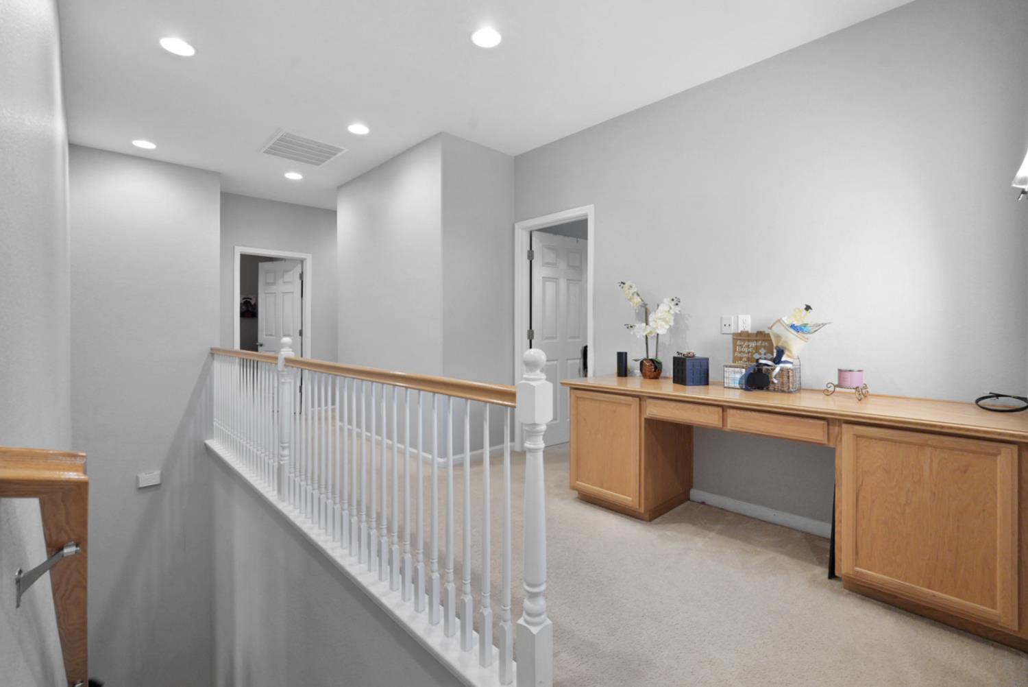 5305 Cottage Cove Drive