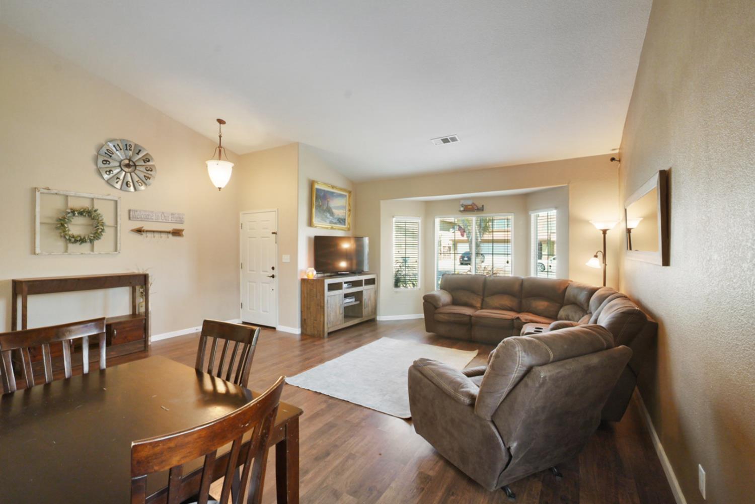 1630 Glacier Bay Lane