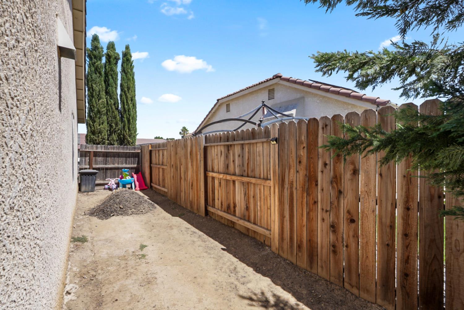 1630 Glacier Bay Lane