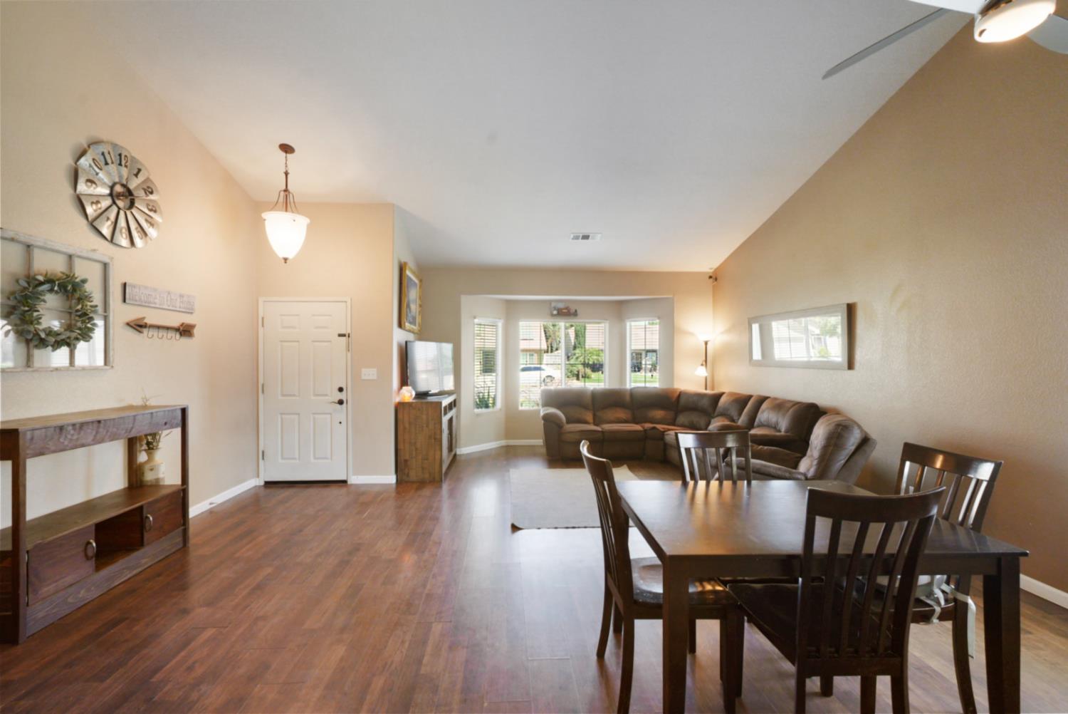 1630 Glacier Bay Lane