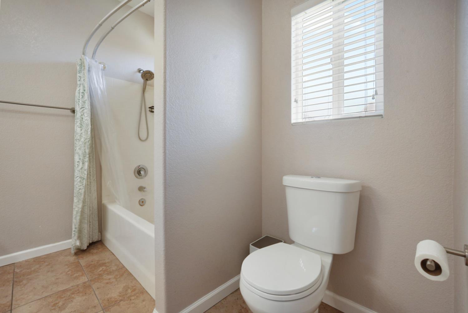 1630 Glacier Bay Lane