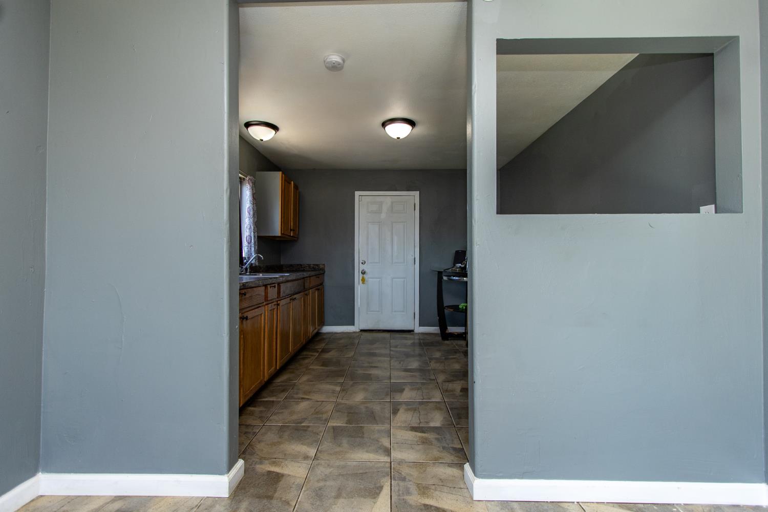 1229 Main Street