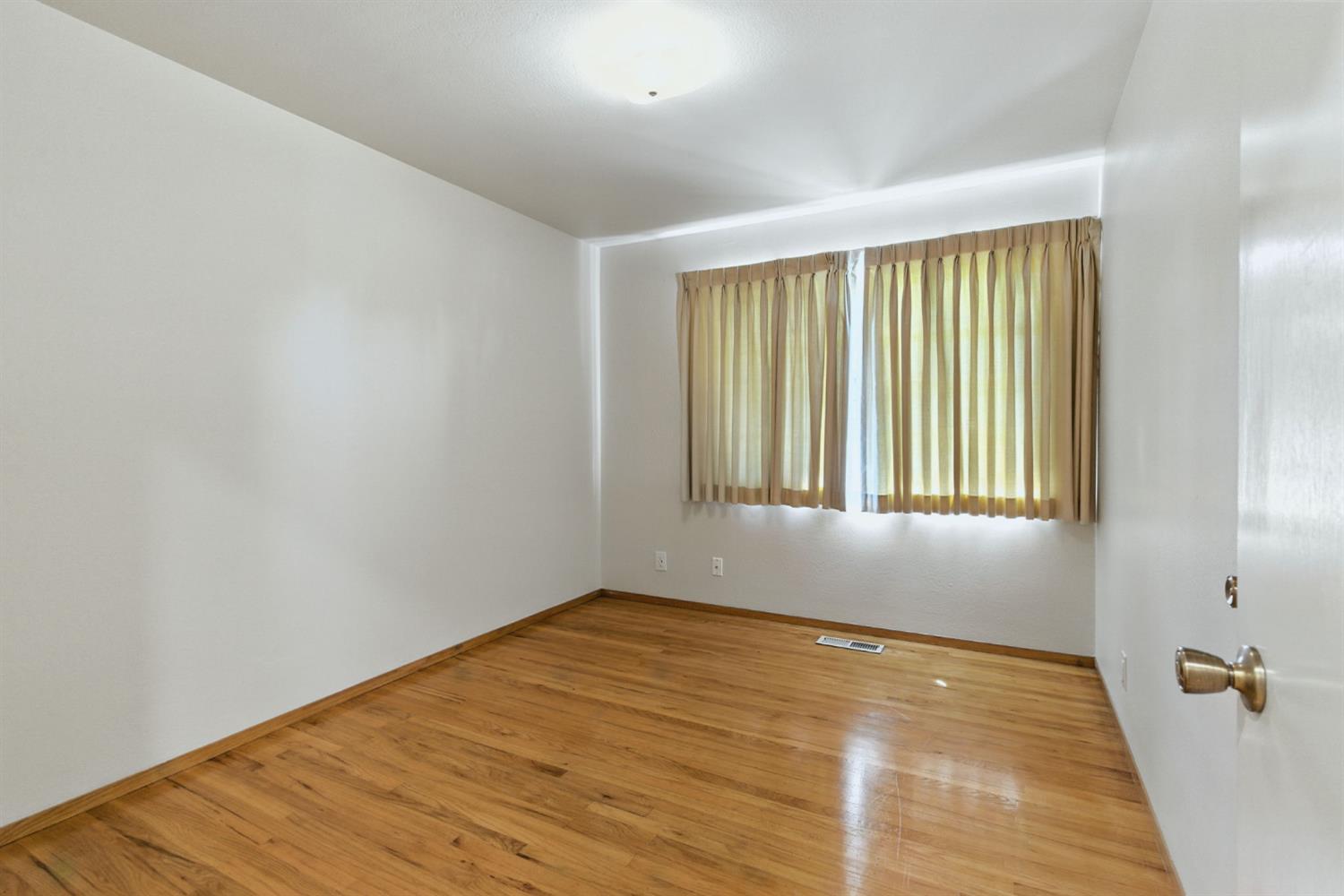 2039 W Benjamin Holt Drive