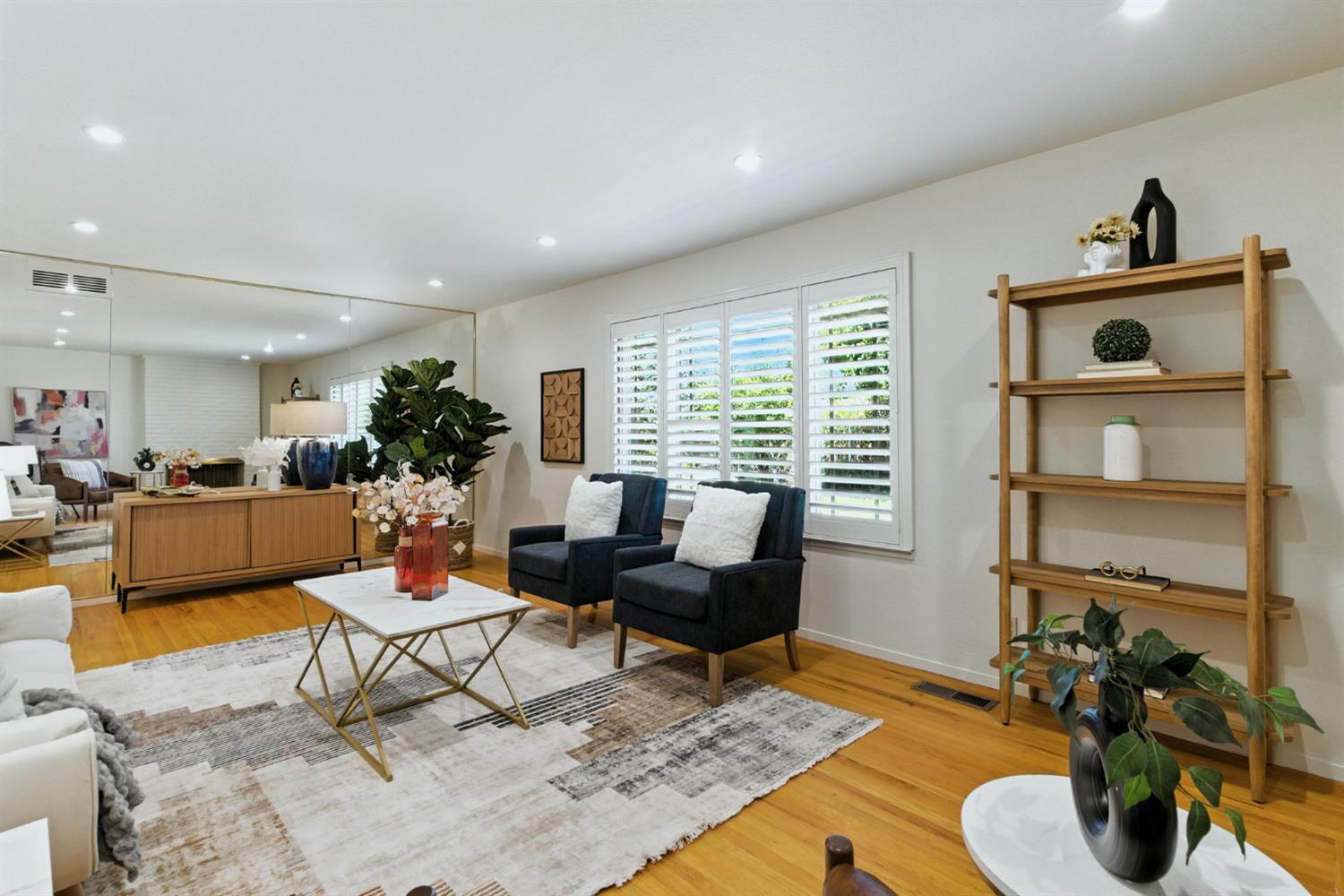 2039 W Benjamin Holt Drive