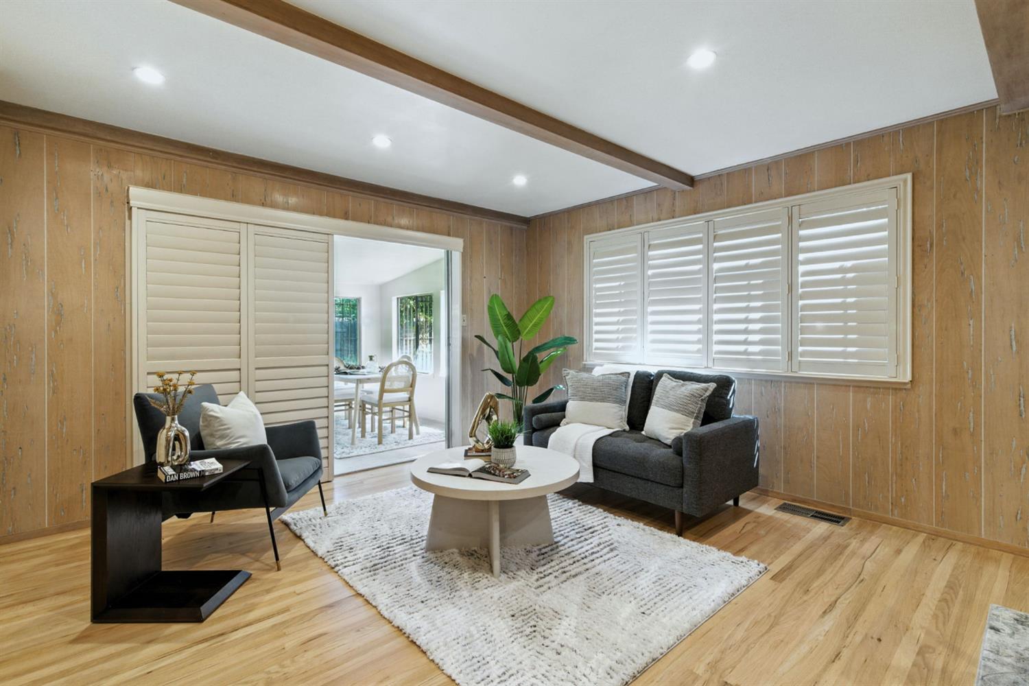 2039 W Benjamin Holt Drive