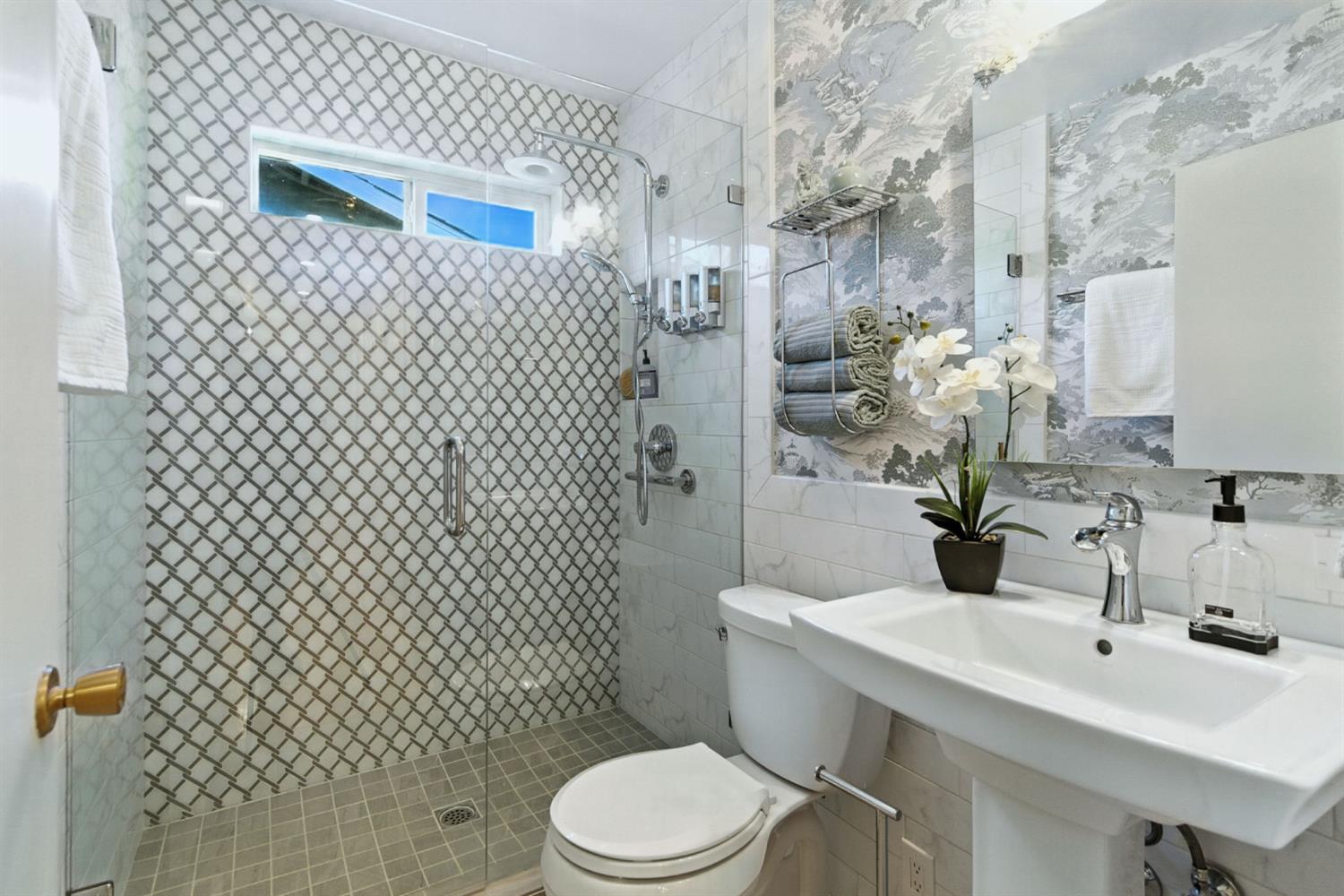 2039 W Benjamin Holt Drive