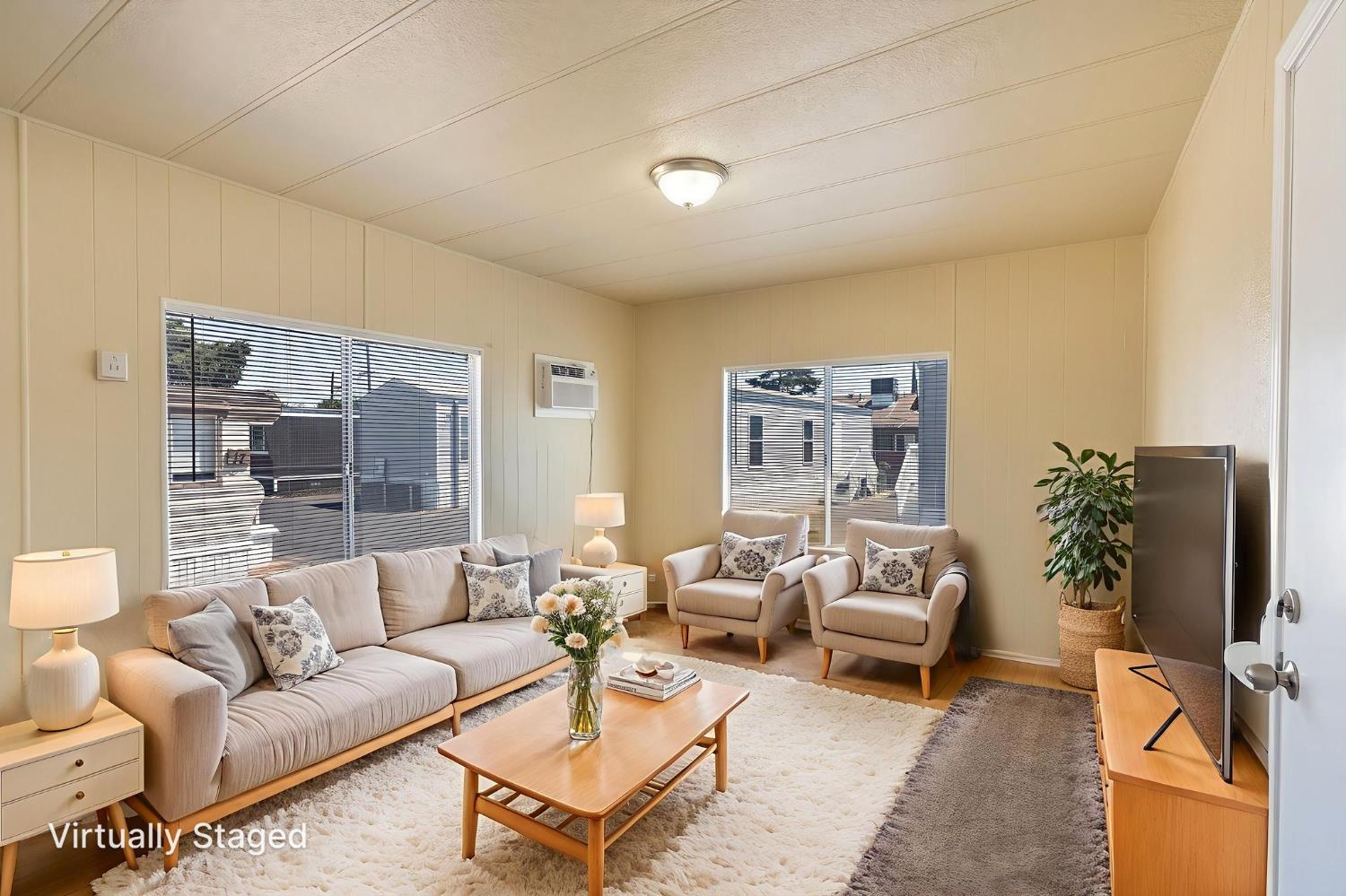 2355 Atwater Blvd 18