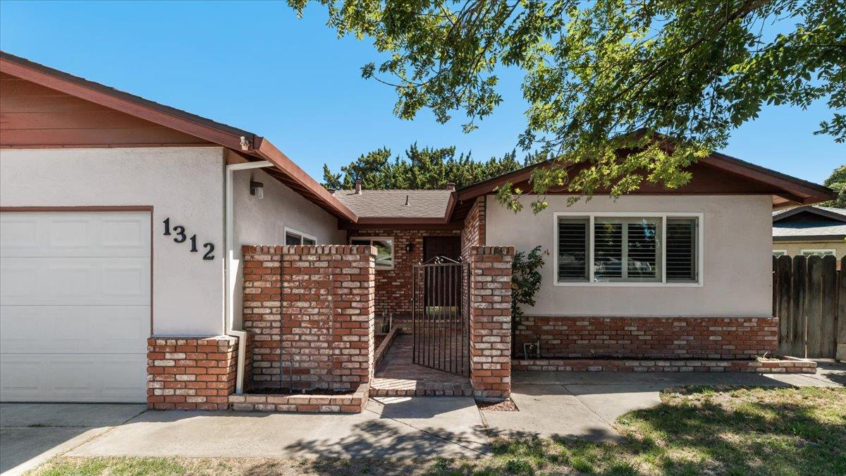 1312 Ginnywood Court