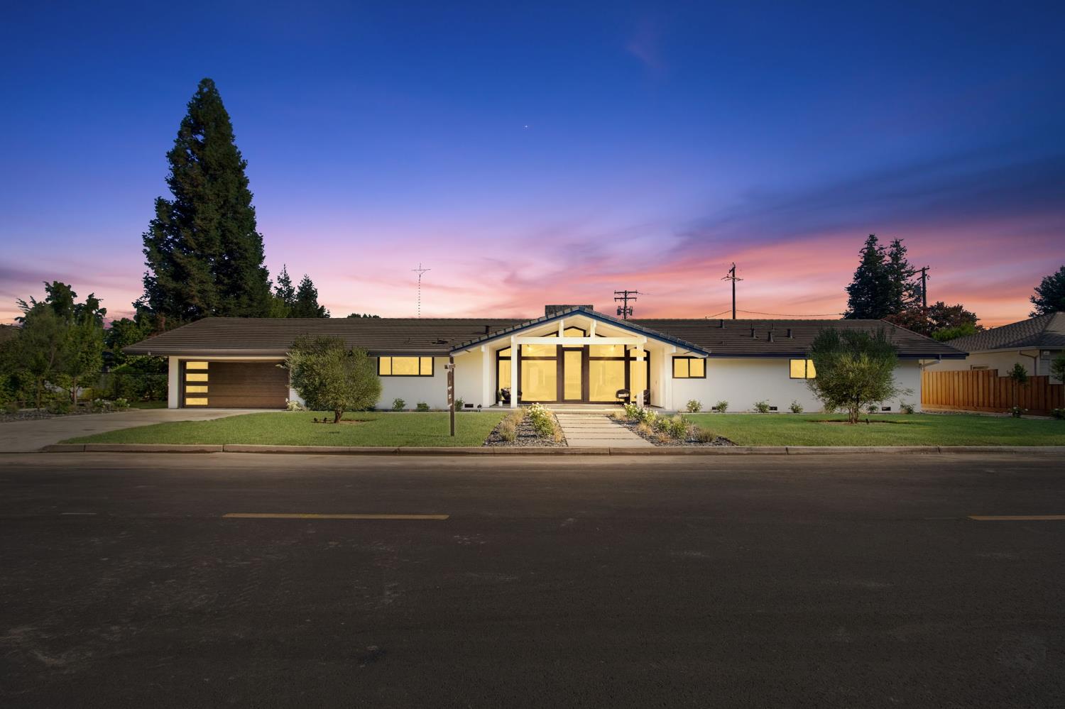 2125 El Capitan Drive