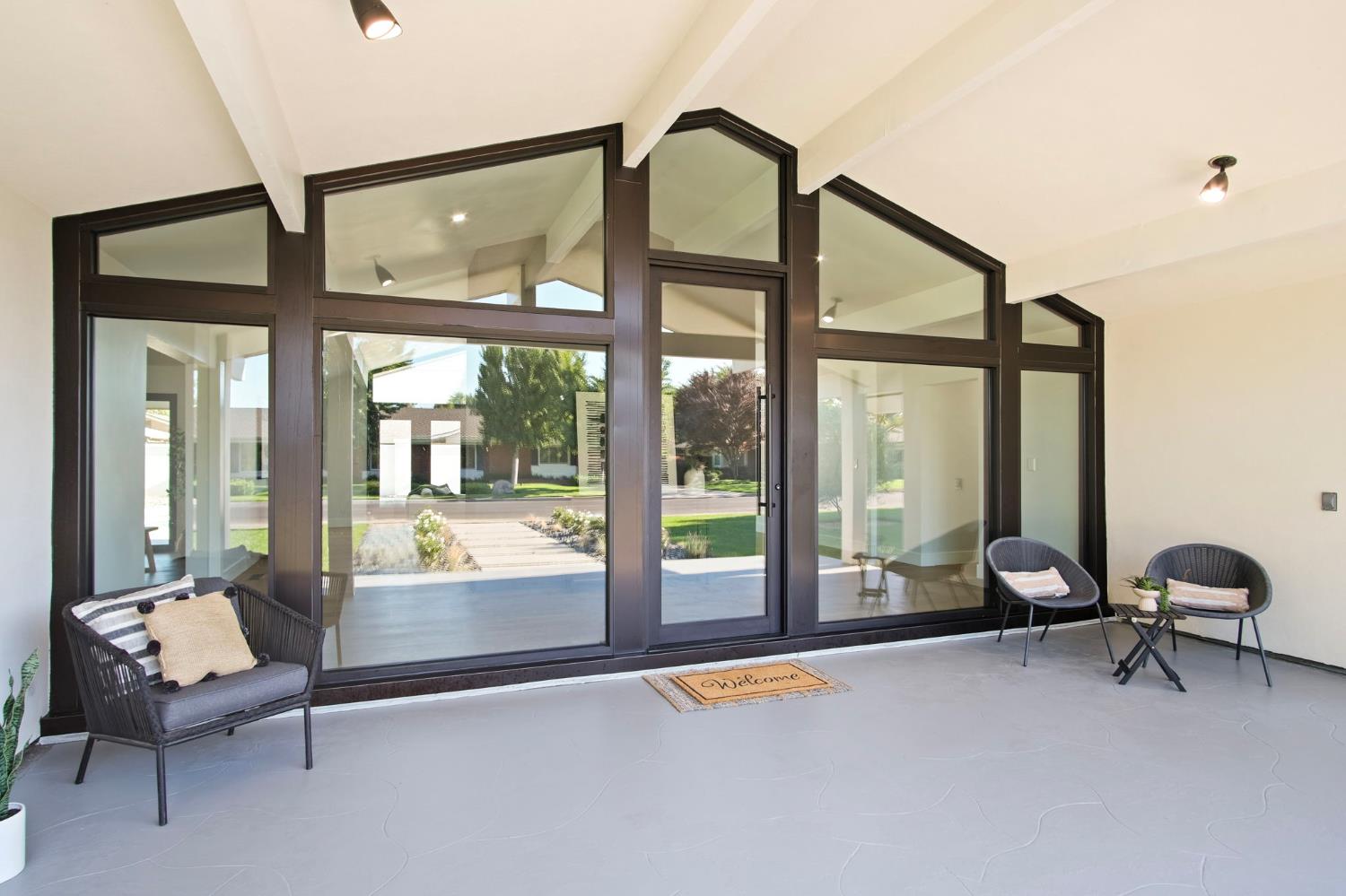 2125 El Capitan Drive