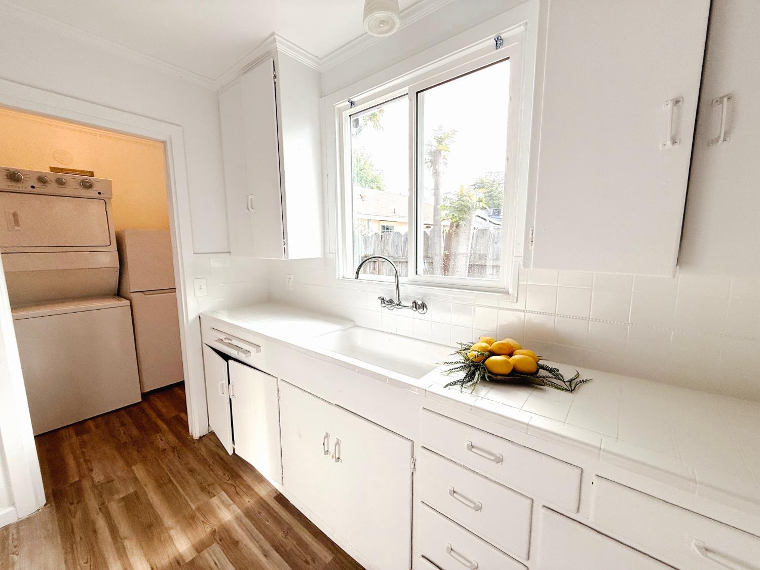 2207 N Sutter Street