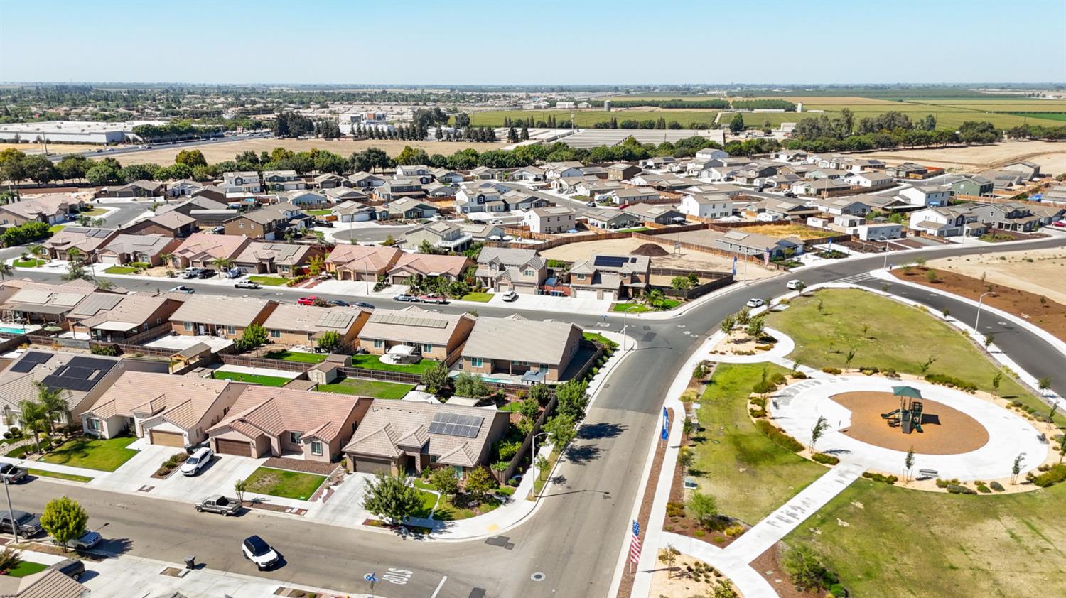 2587 Isleworth Avenue