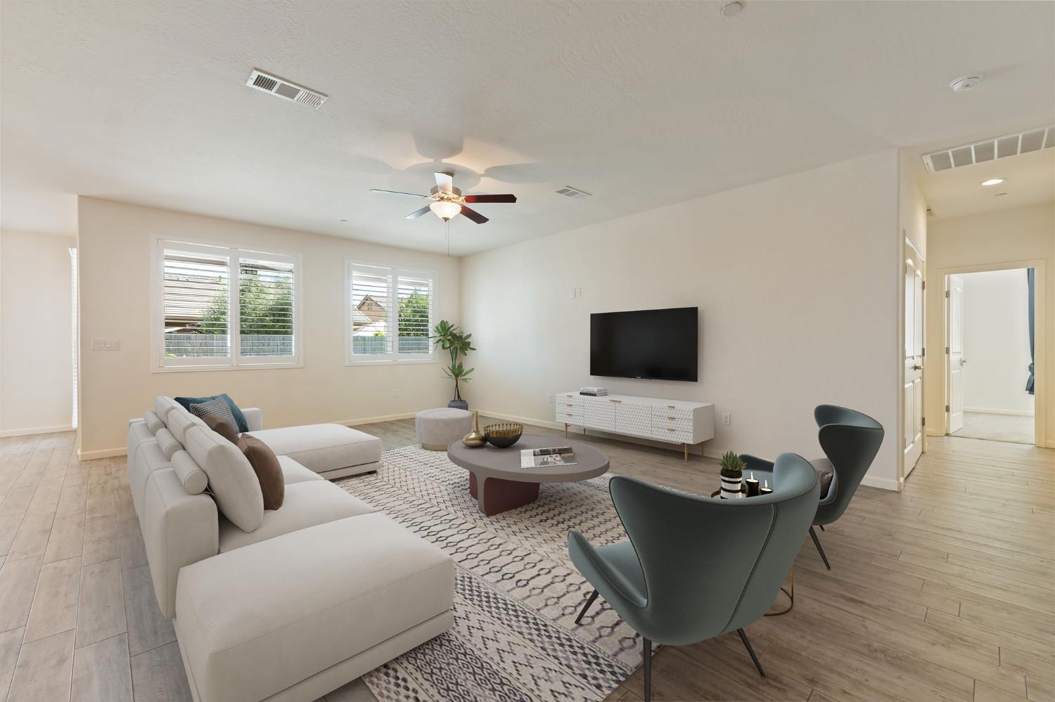 2587 Isleworth Avenue