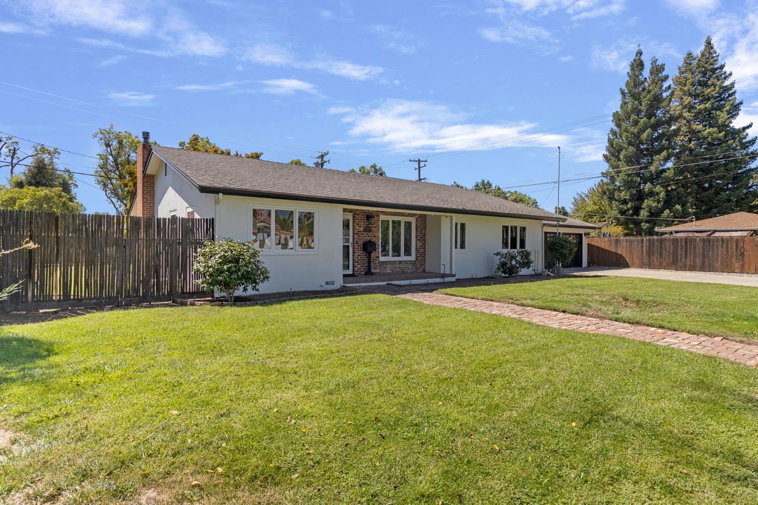 1026 Stanford Avenue