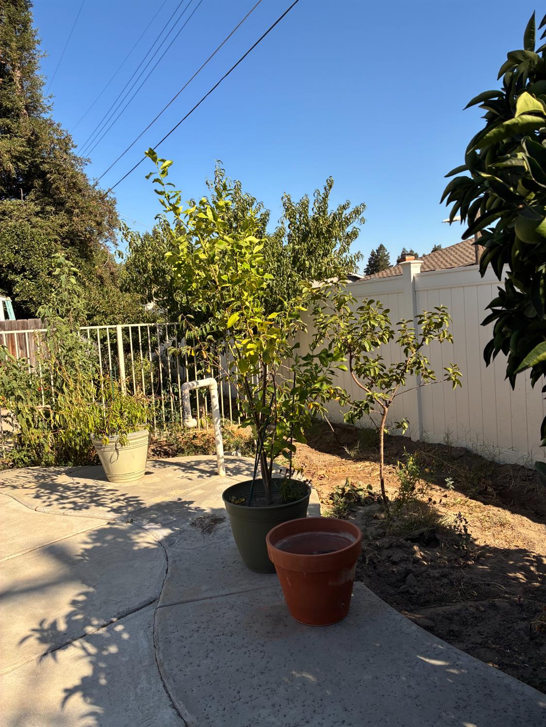 400 E Tuolumne Road