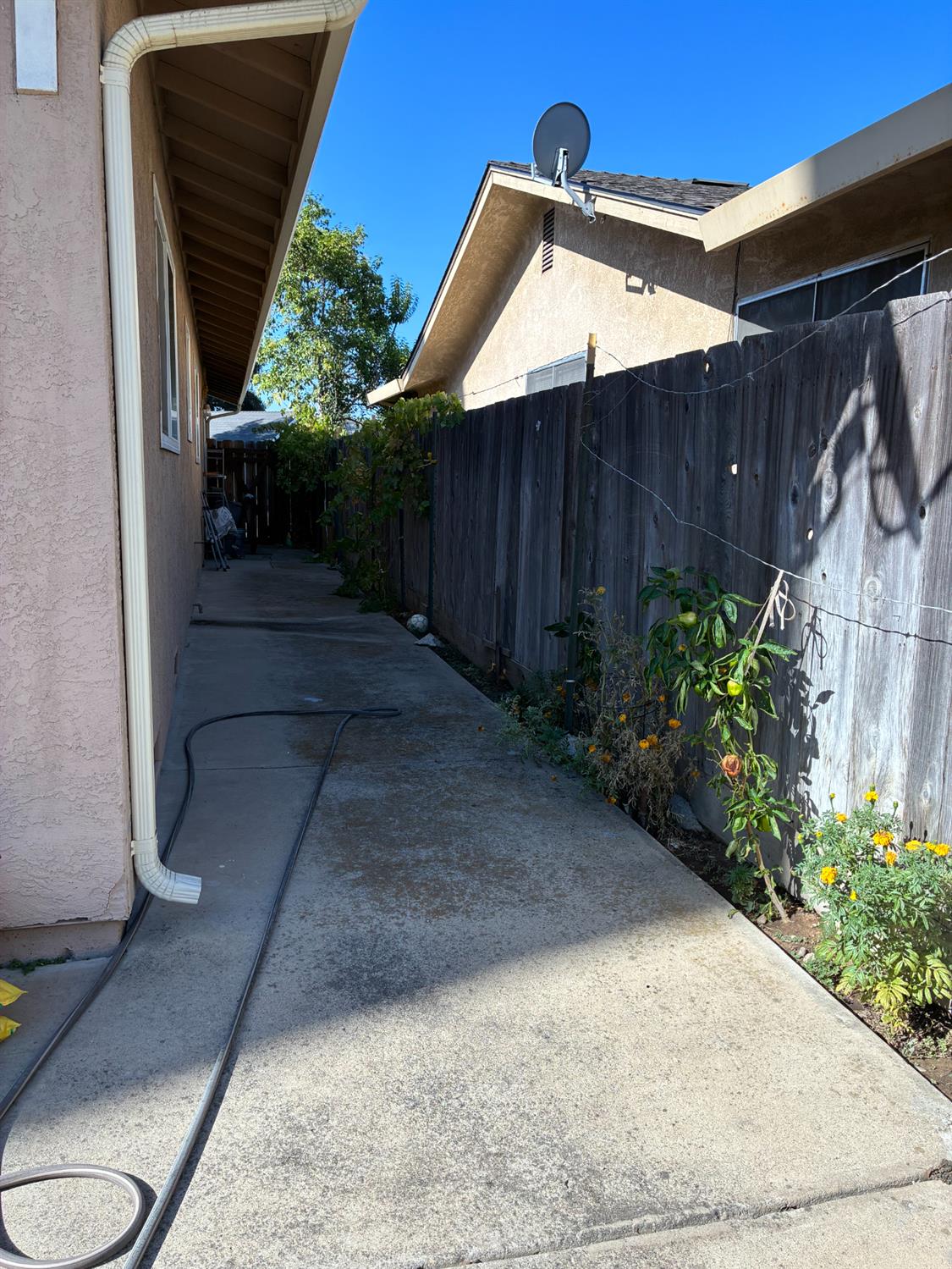 400 E Tuolumne Road