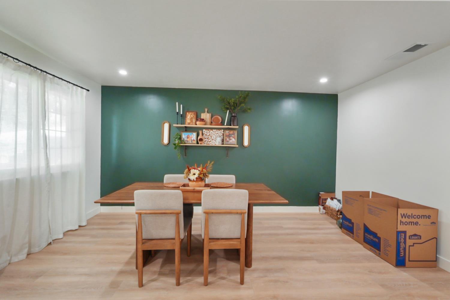 3280 cheyenne Drive