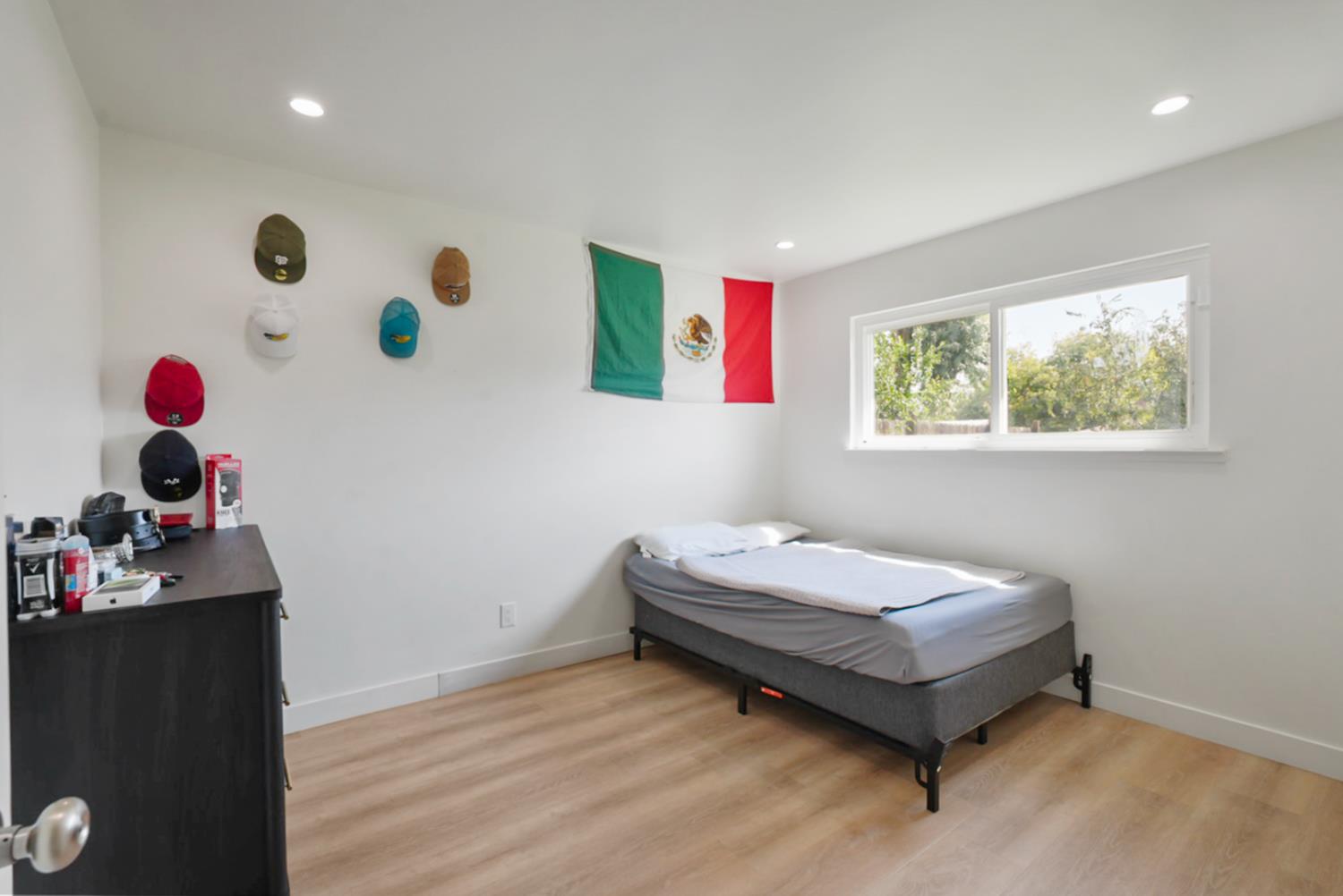 3280 cheyenne Drive