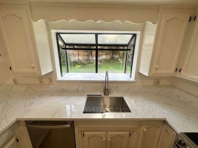 2400 Dutchollow Court