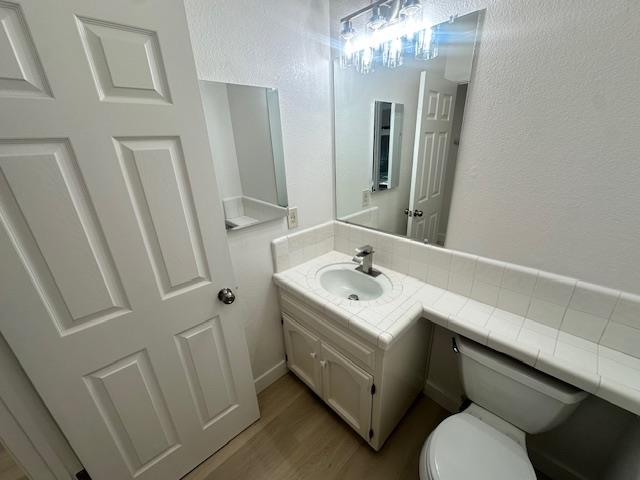 2400 Dutchollow Court