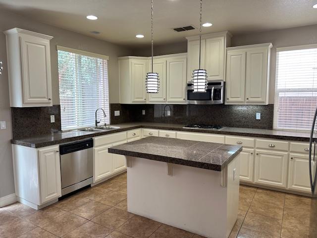 4181 N Berkeley Avenue