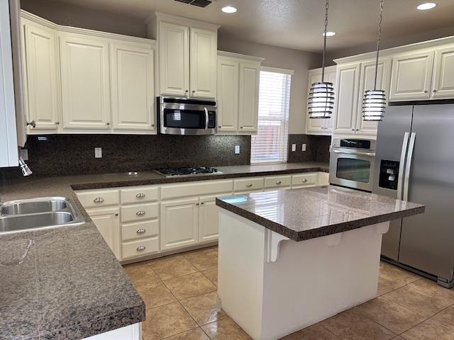 4181 N Berkeley Avenue