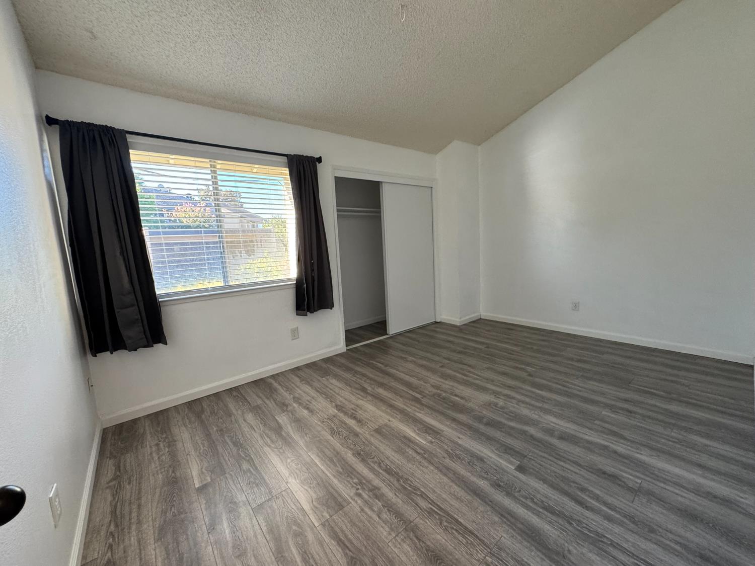 325 Standiford Avenue 7