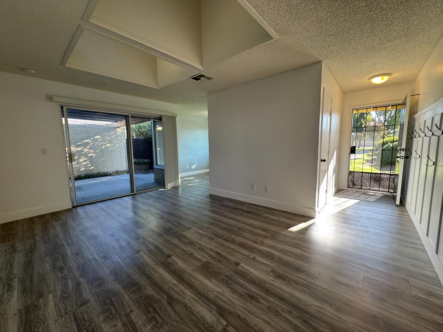 325 Standiford Avenue 7