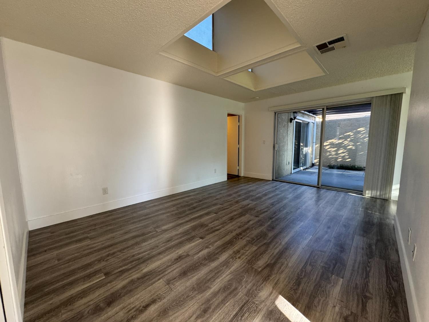 325 Standiford Avenue 7