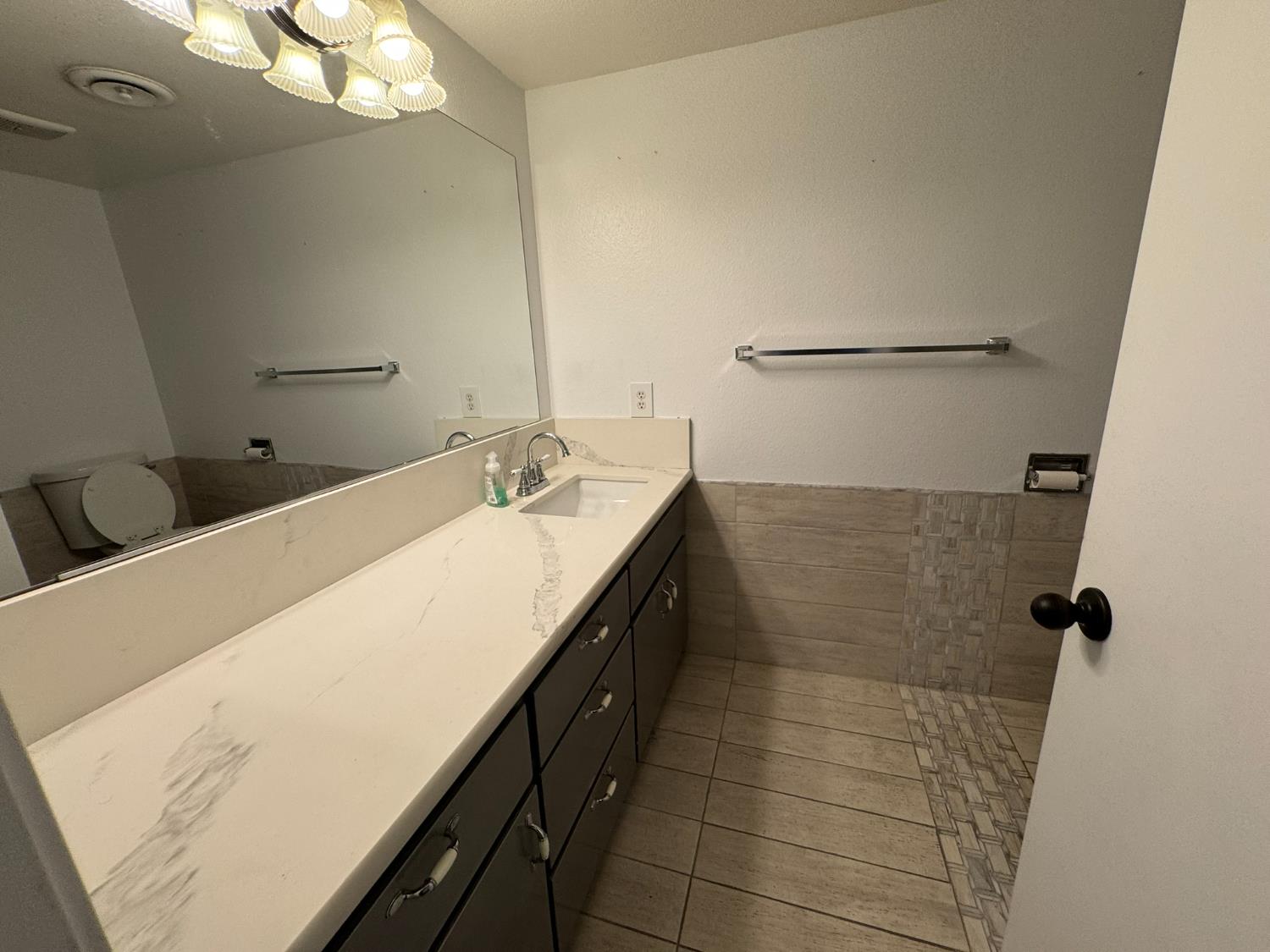 325 Standiford Avenue 7