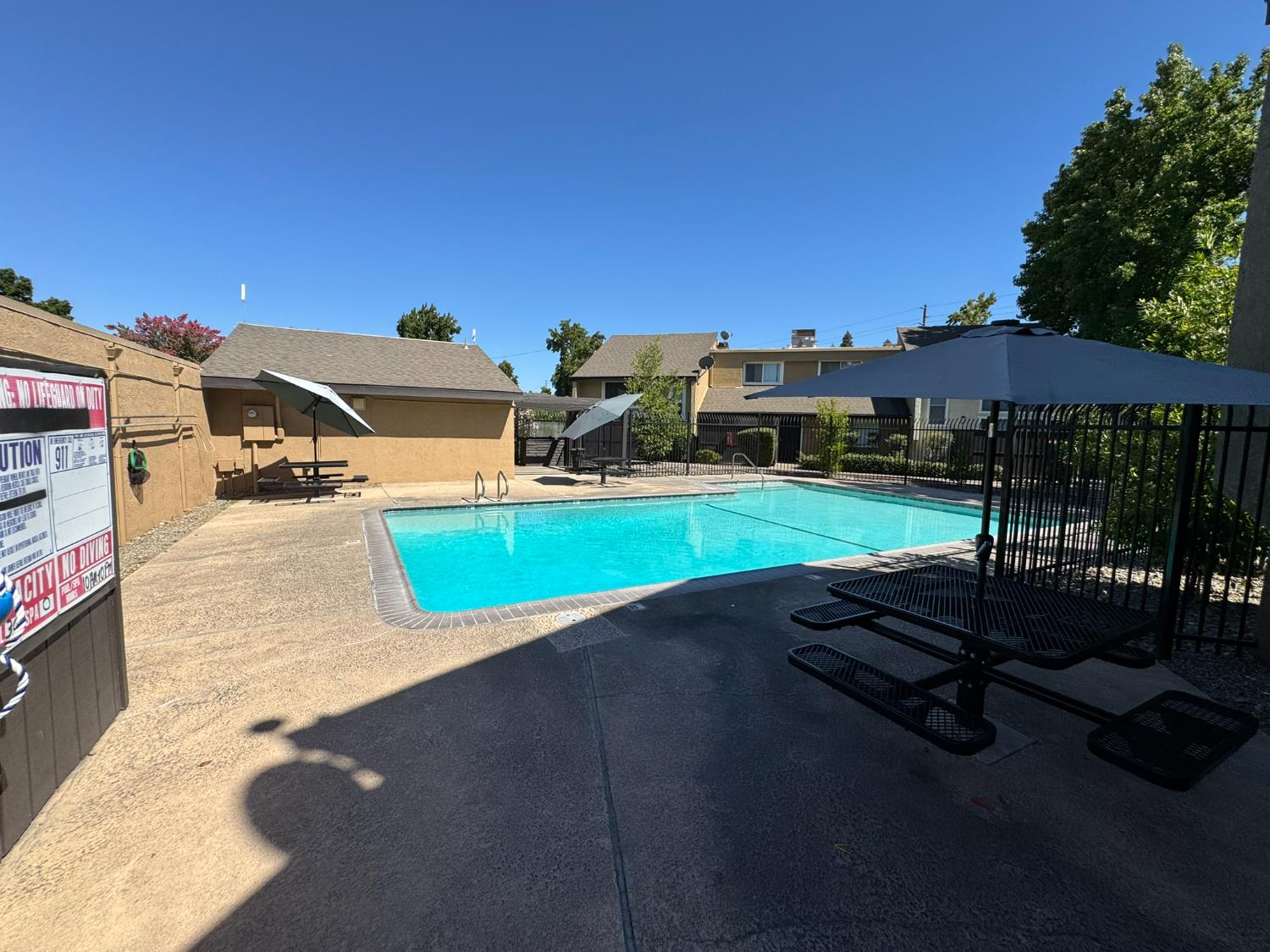 325 Standiford Avenue 7