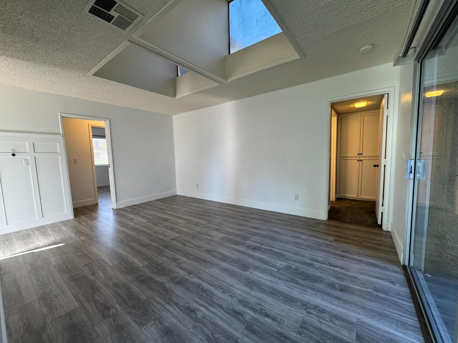 325 Standiford Avenue 7