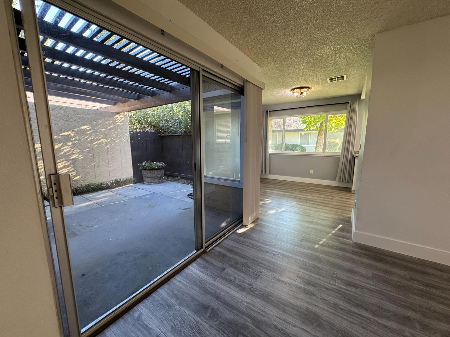 325 Standiford Avenue 7